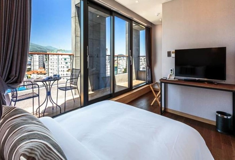 غرفة ديلوكس مزودة بتراس, Hi