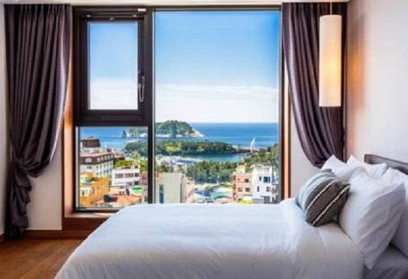 غرفة بريميوم مطلّة علي البحر, Hi