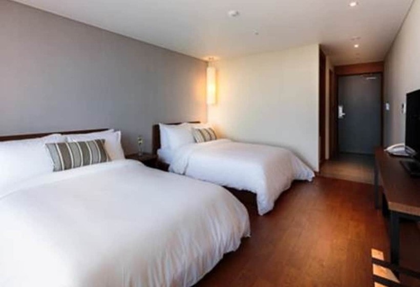 غرفة بريميوم مطلّة علي البحر, Hi