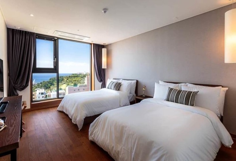 غرفة بريميوم مطلّة علي البحر, Hi