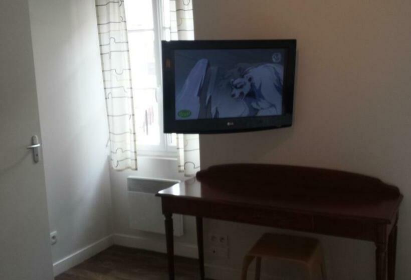 标准间, Au Pigeon Blanc