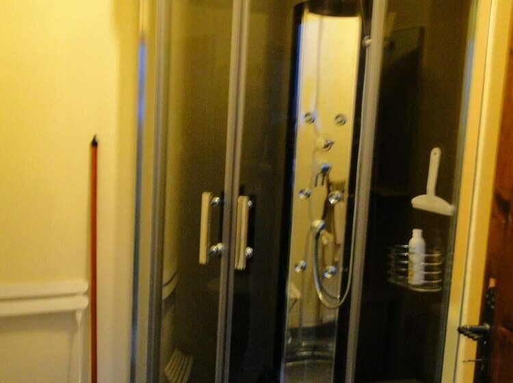 كوخ قياسي, Eco Yourte Les Airelles