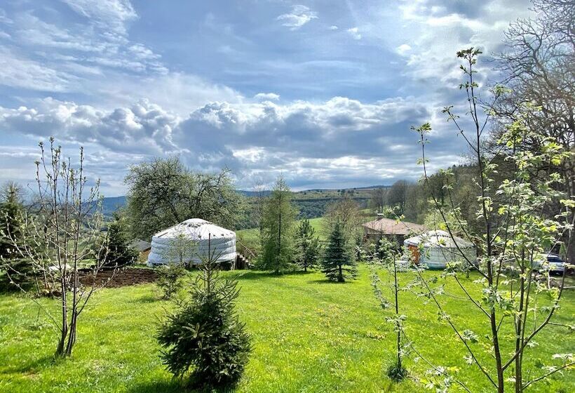 كوخ قياسي, Eco Yourte Les Airelles