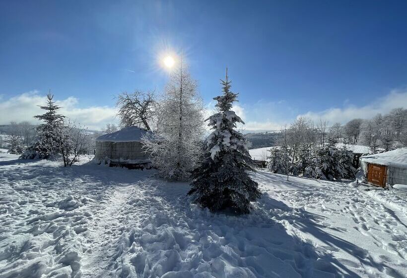 كوخ قياسي, Eco Yourte Les Airelles