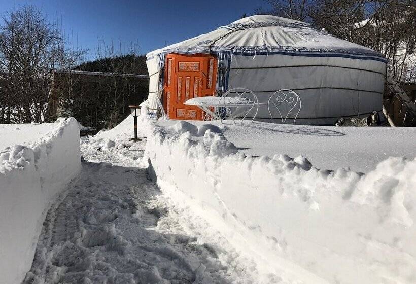 كوخ قياسي, Eco Yourte Les Airelles