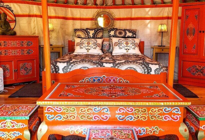 كوخ قياسي, Eco Yourte Les Airelles