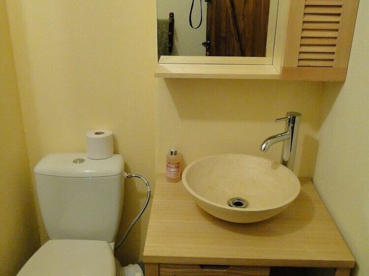 كوخ سوبيريور, Eco Yourte Les Airelles