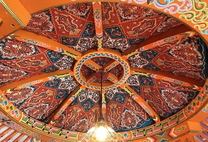 كوخ سوبيريور, Eco Yourte Les Airelles