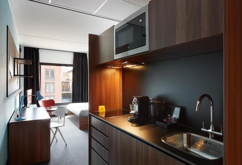 استودیوی لوکس, The Social Hub Groningen