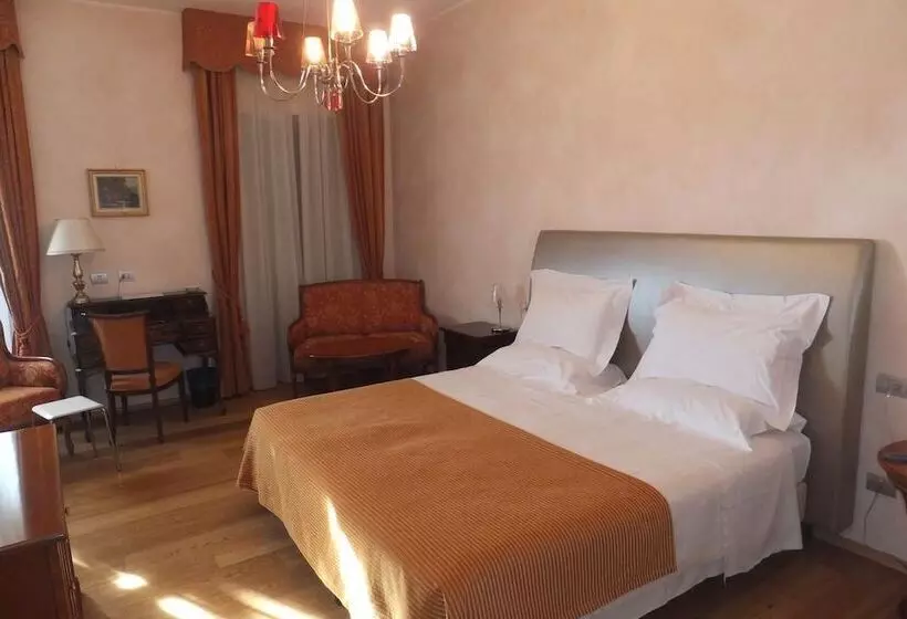 デラックスルーム, Villa Borghi