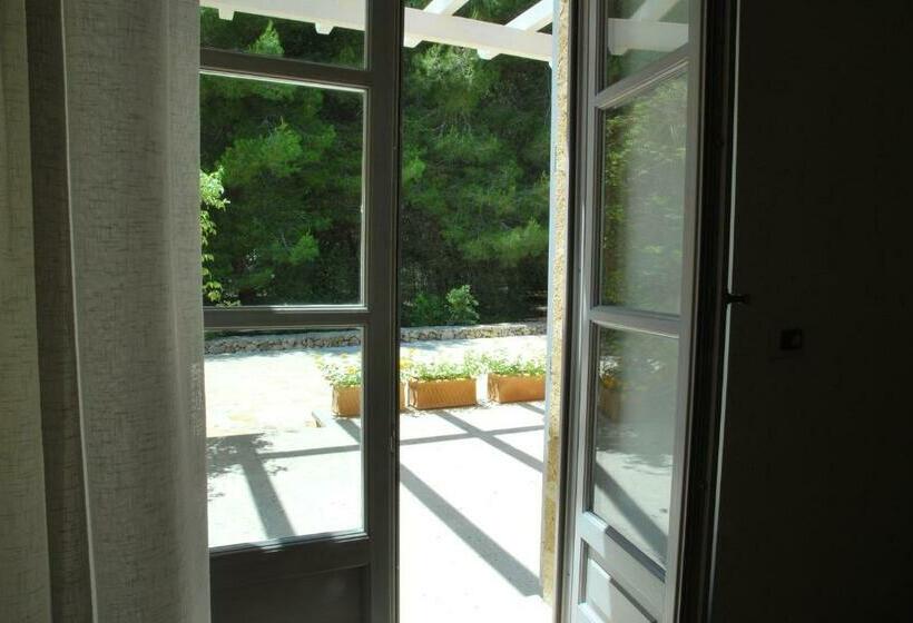 スーペリアトリプルルーム, Masseria Relais Santa Teresa