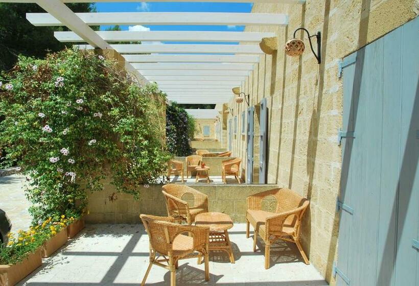 غرفة سوبيريور ثلاثية, Masseria Relais Santa Teresa