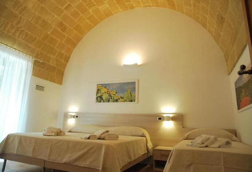 スーペリアトリプルルーム, Masseria Relais Santa Teresa