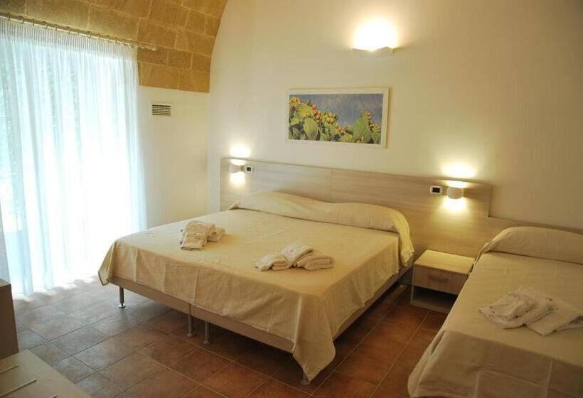 スーペリアトリプルルーム, Masseria Relais Santa Teresa