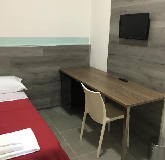 غرفة ديلوكس, House Sabbioneta