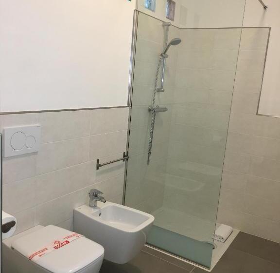 غرفة قياسية, House Sabbioneta