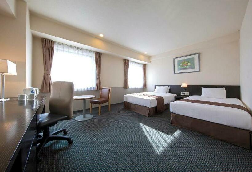 Номер Deluxe, Rembrandt Hotel Tokyo Machida