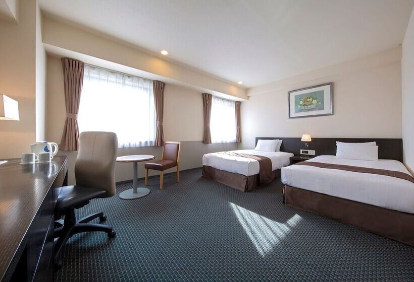 Номер Deluxe, Rembrandt Hotel Tokyo Machida