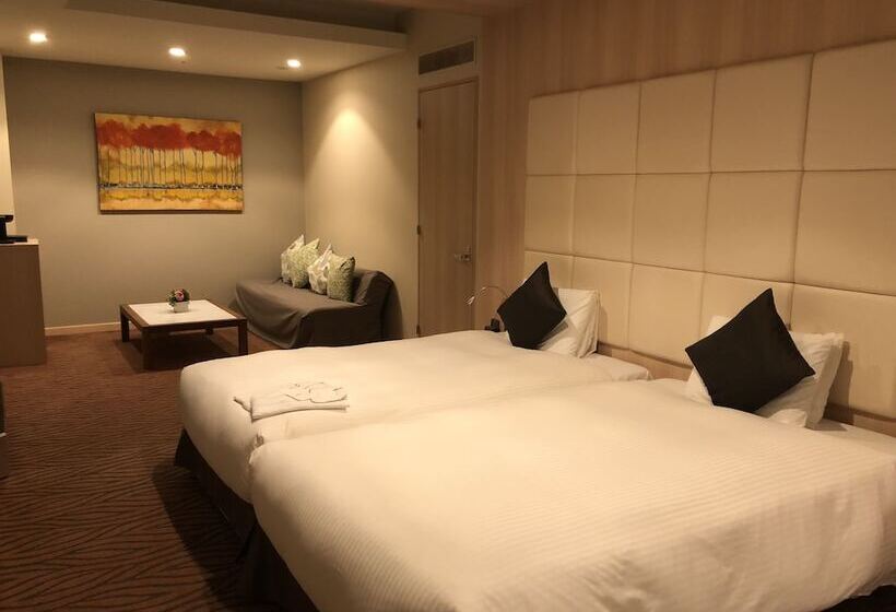 Номер Deluxe, Rembrandt Hotel Tokyo Machida