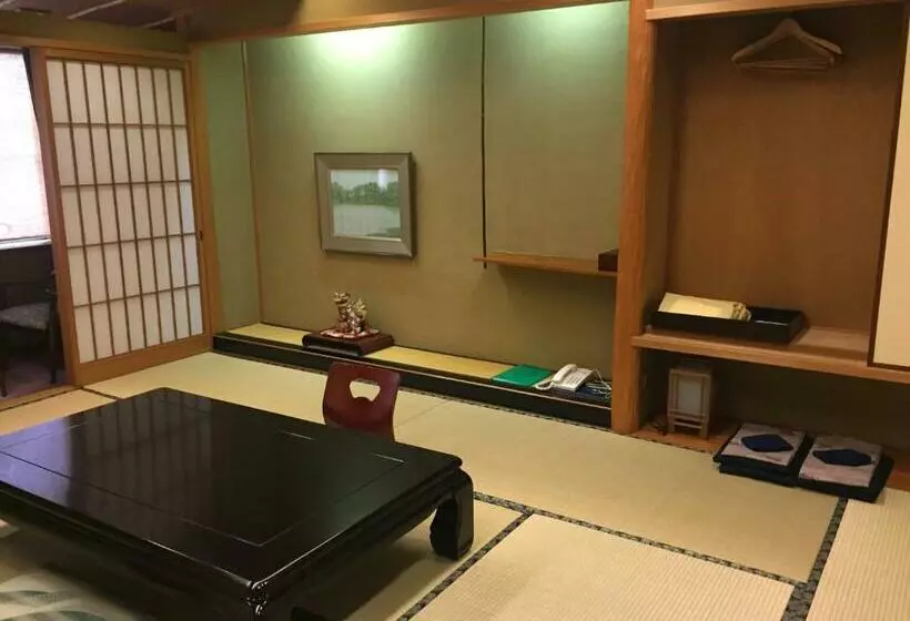 スタンダードルーム, Mitsuwa