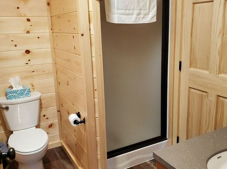 בית, 2 חדרי שינה, Single Island Shores