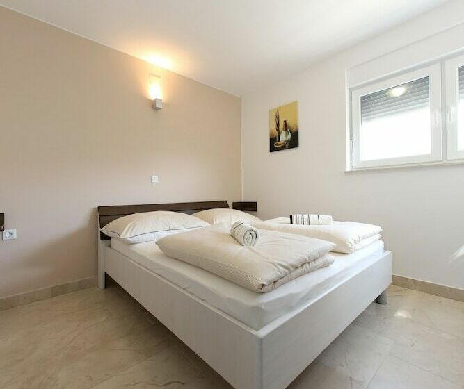 침실 2개 디럭스 아파트, Sunadria Apartments