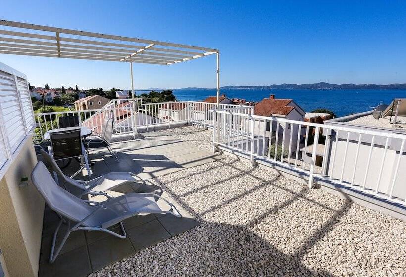 침실 2개 디럭스 아파트, Sunadria Apartments