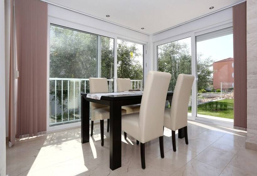 침실 1개 디럭스 아파트, Sunadria Apartments