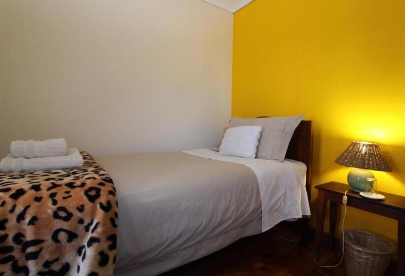 패밀리 스위트, Zoete Inval