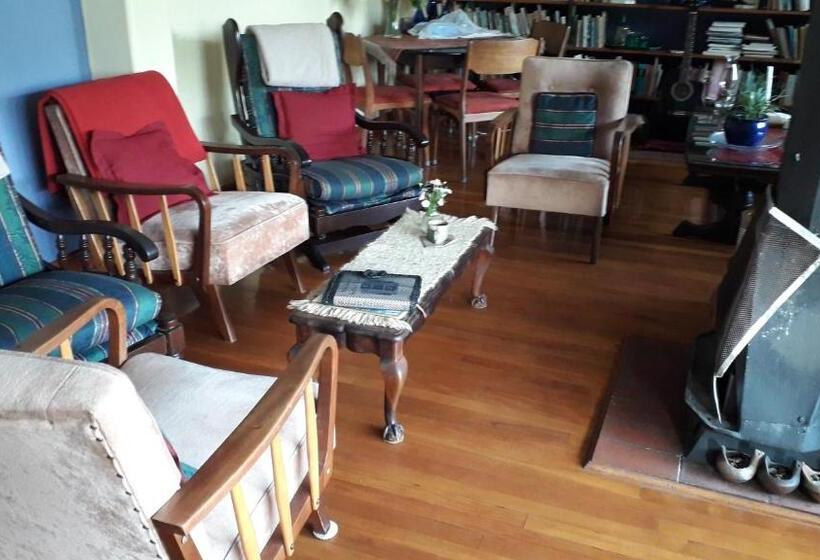 패밀리 스위트, Zoete Inval