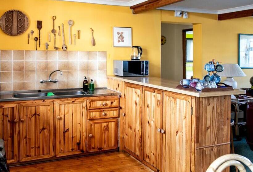 스탠다드 룸, Zoete Inval