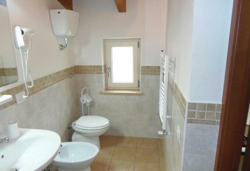 חדר סופריור לארבעה, B & B Aecolibrium