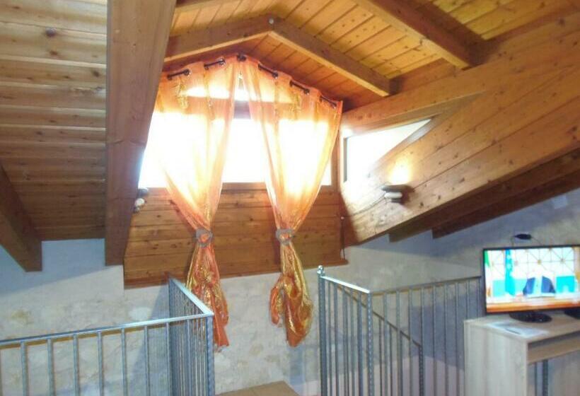 סוויטת ג'וניור עם טרסה, B & B Aecolibrium