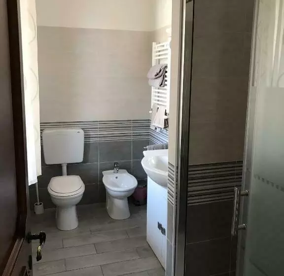 バルコニー付きスタンダードトリプルルーム, Bella Vita Guesthouse  Parcheggio Privato Interno