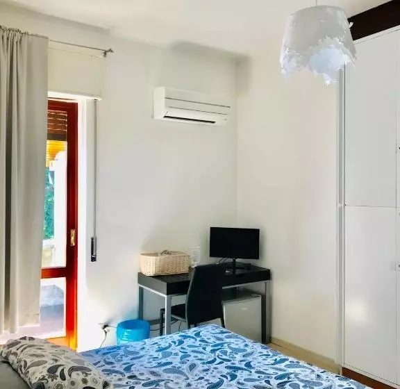バルコニー付きスタンダードルーム, Bella Vita Guesthouse  Parcheggio Privato Interno