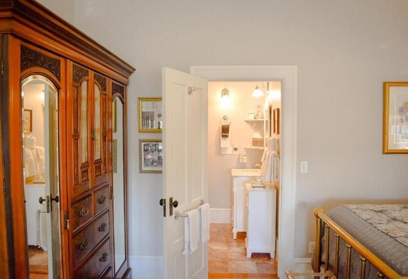 غرفة ديلوكس, Mccall House Boutique