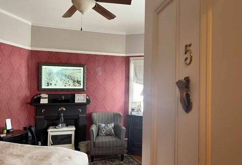 Номер Стандарт, Mccall House Boutique
