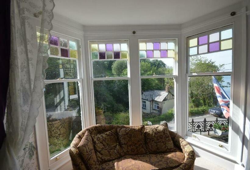 스탠다드 룸 킹사이즈 침대, Newberry Beach Lodge