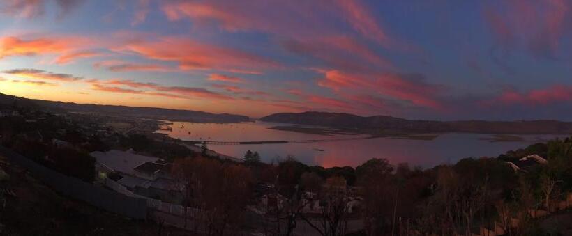 Люкс с Террасой, Paradise Found