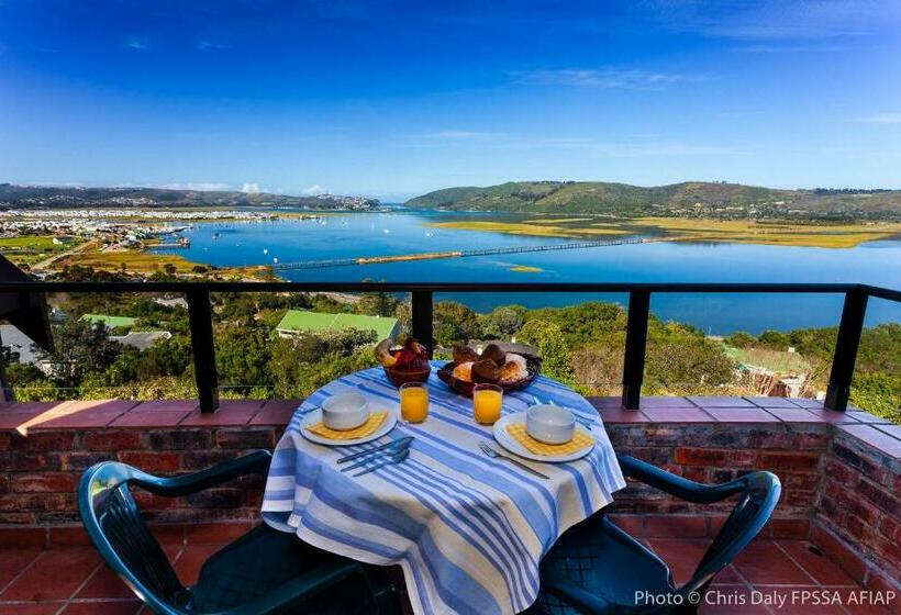 Suite with lake view, Paradise Found