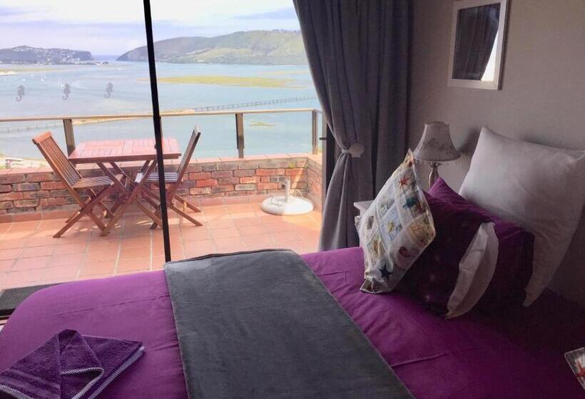 Suite with lake view, Paradise Found