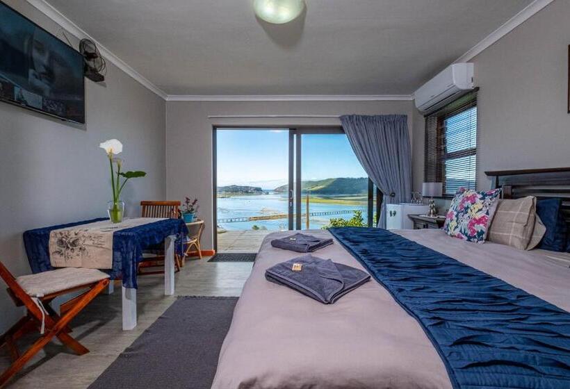Suite with lake view, Paradise Found