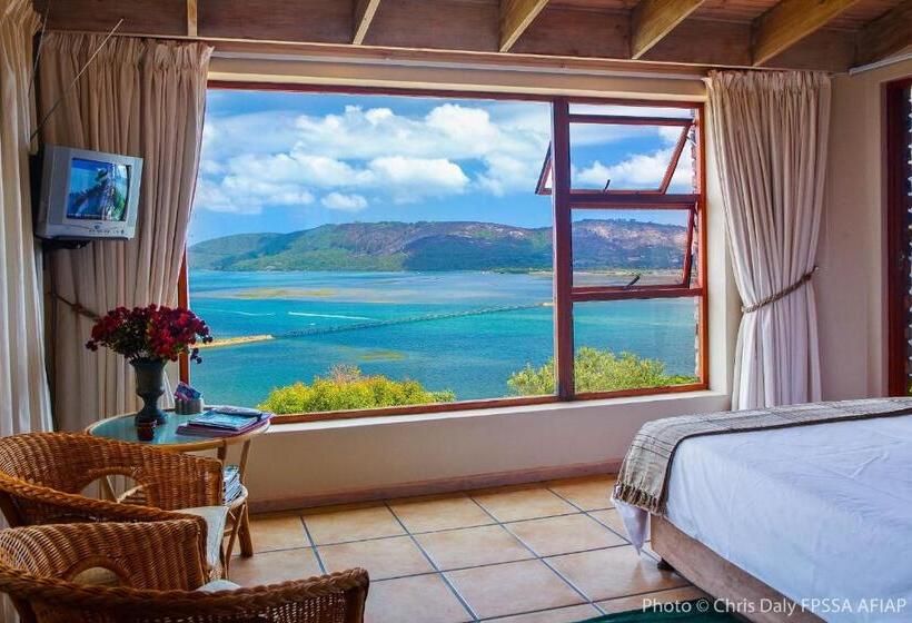 Люкс с Террасой, Paradise Found