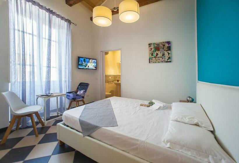 이코노미 룸, Manì Rooms