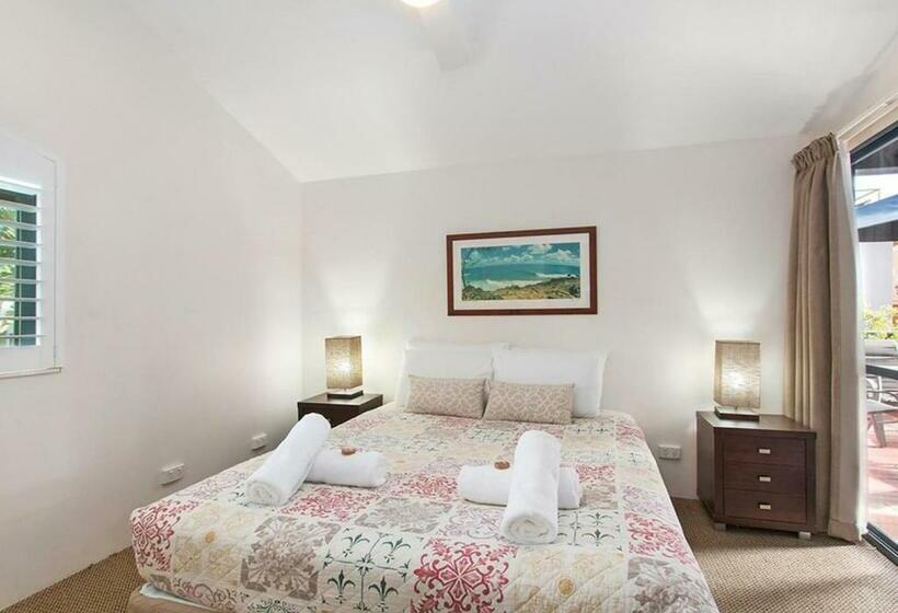 شقة غرفتين نوم مزودة بشُرفة, Byron Bay Beachfront Apartments