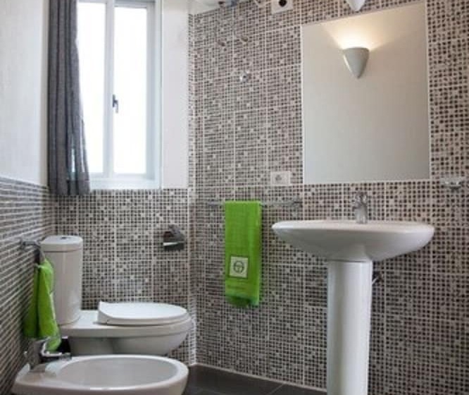 1 Bedroom Penthouse Apartment, Cala Da Lua