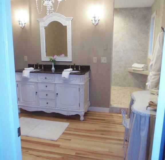 סוויטה עם מרפסת, The Wanderlust