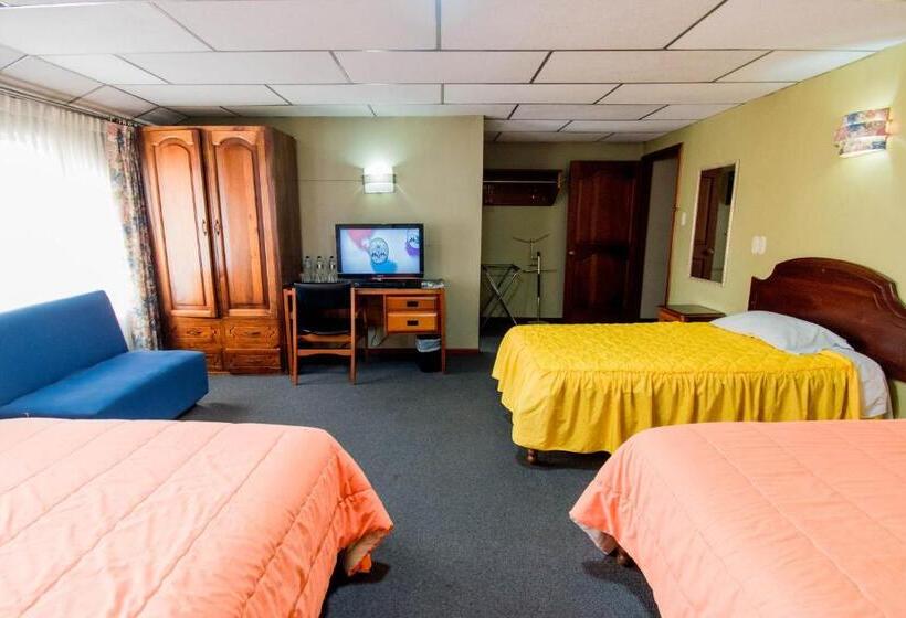 اتاق استاندارد سه نفره, Grand Hotel Loja