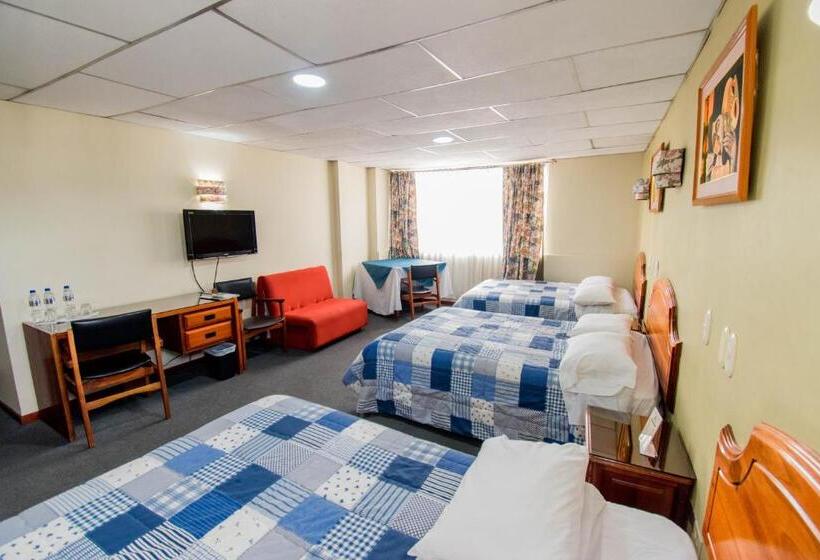 اتاق استاندارد سه نفره, Grand Hotel Loja