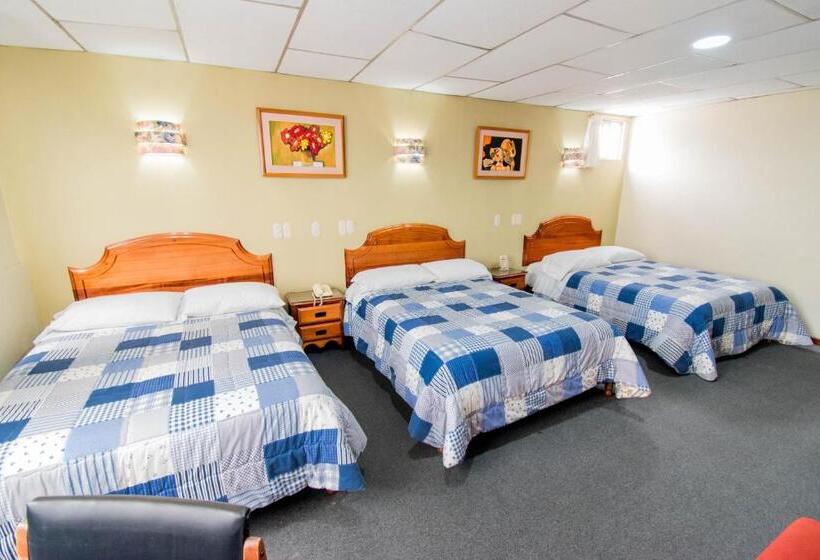 اتاق استاندارد سه نفره, Grand Hotel Loja